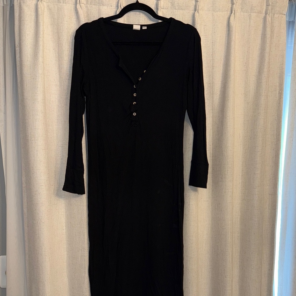 GAP Women’s Long Sleeve Dress Maxi